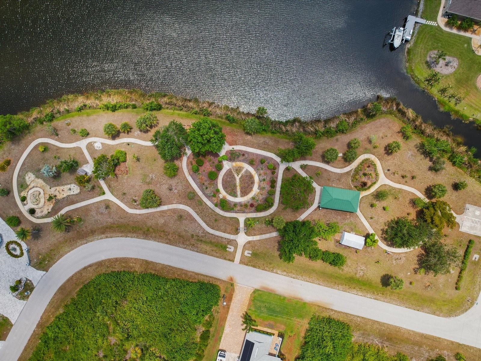 Image 41 of 43 For 15442 Mccomb Circle