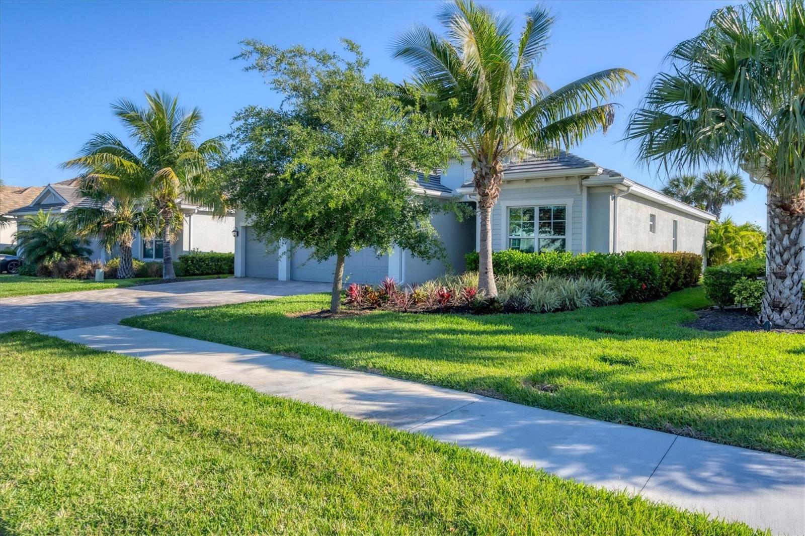 Image 8 of 94 For 25120 Golden Fern Drive