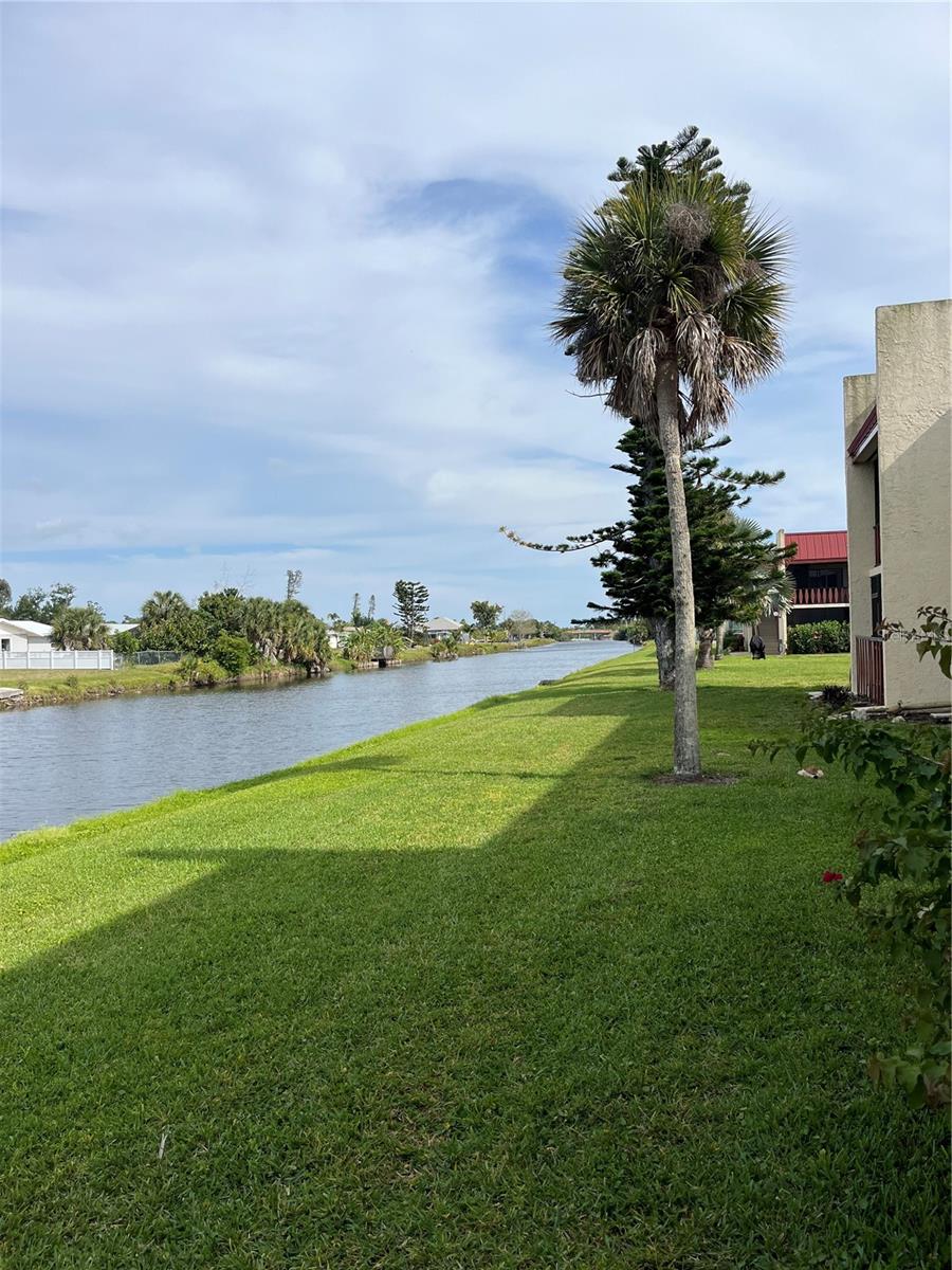 Image 45 of 51 For 78 Boundary Boulevard 193