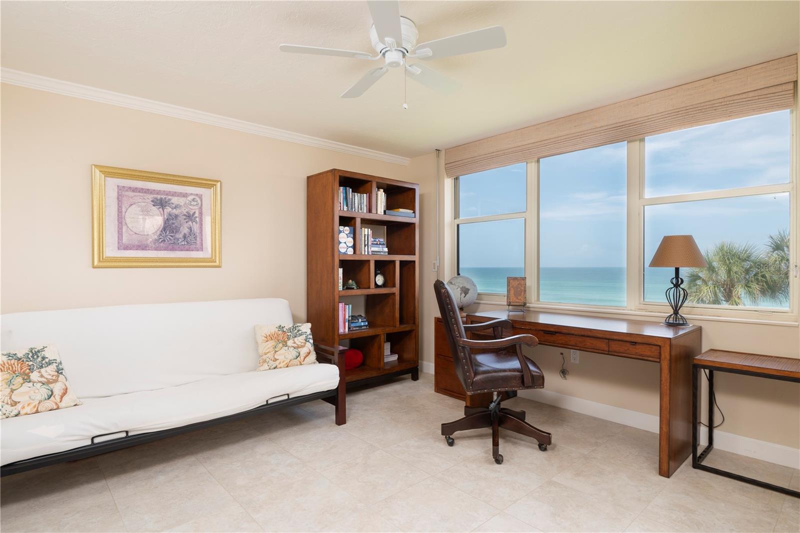 Listing photo id 21 for 2675 Gulf Of Mexico Drive 204