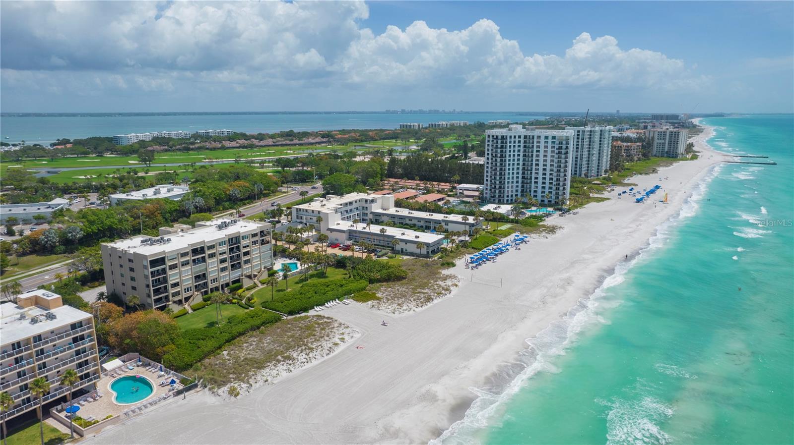 Listing photo id 51 for 2675 Gulf Of Mexico Drive 204