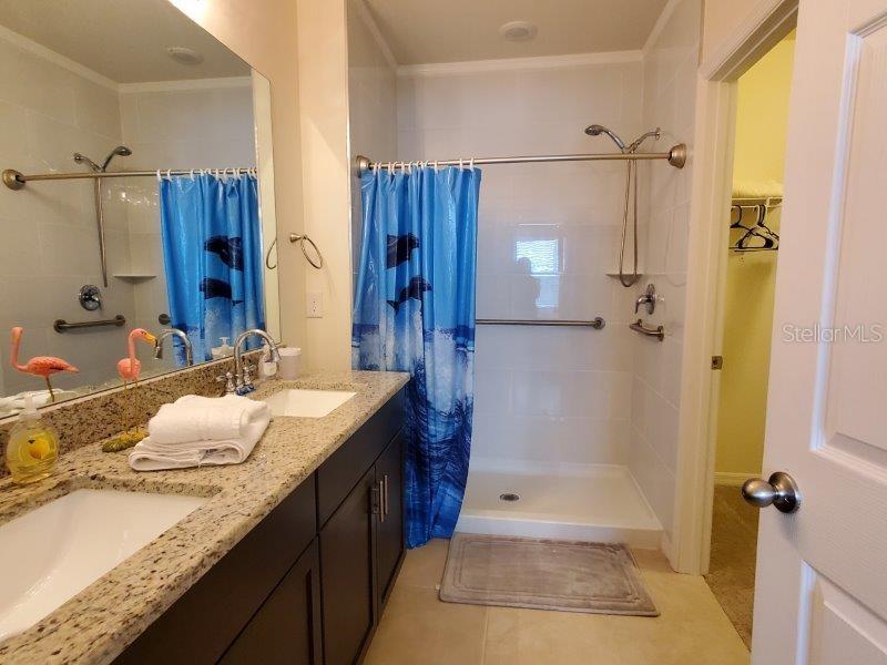 Image 15 of 26 For 7104 Lenox Circle