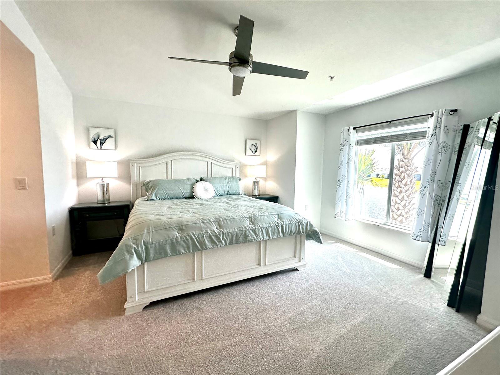 Image 11 of 54 For 14224 Heirtage Landing Boulevard 921