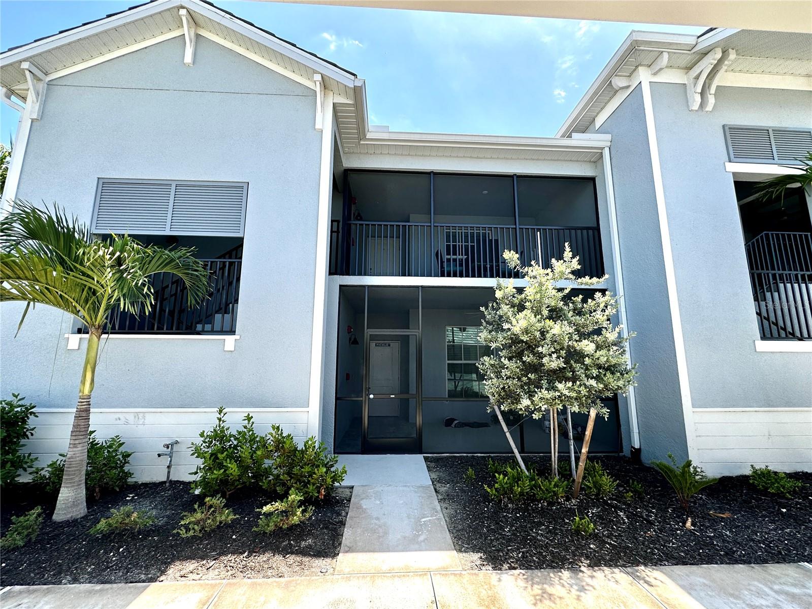 Image 2 of 54 For 14224 Heirtage Landing Boulevard 921
