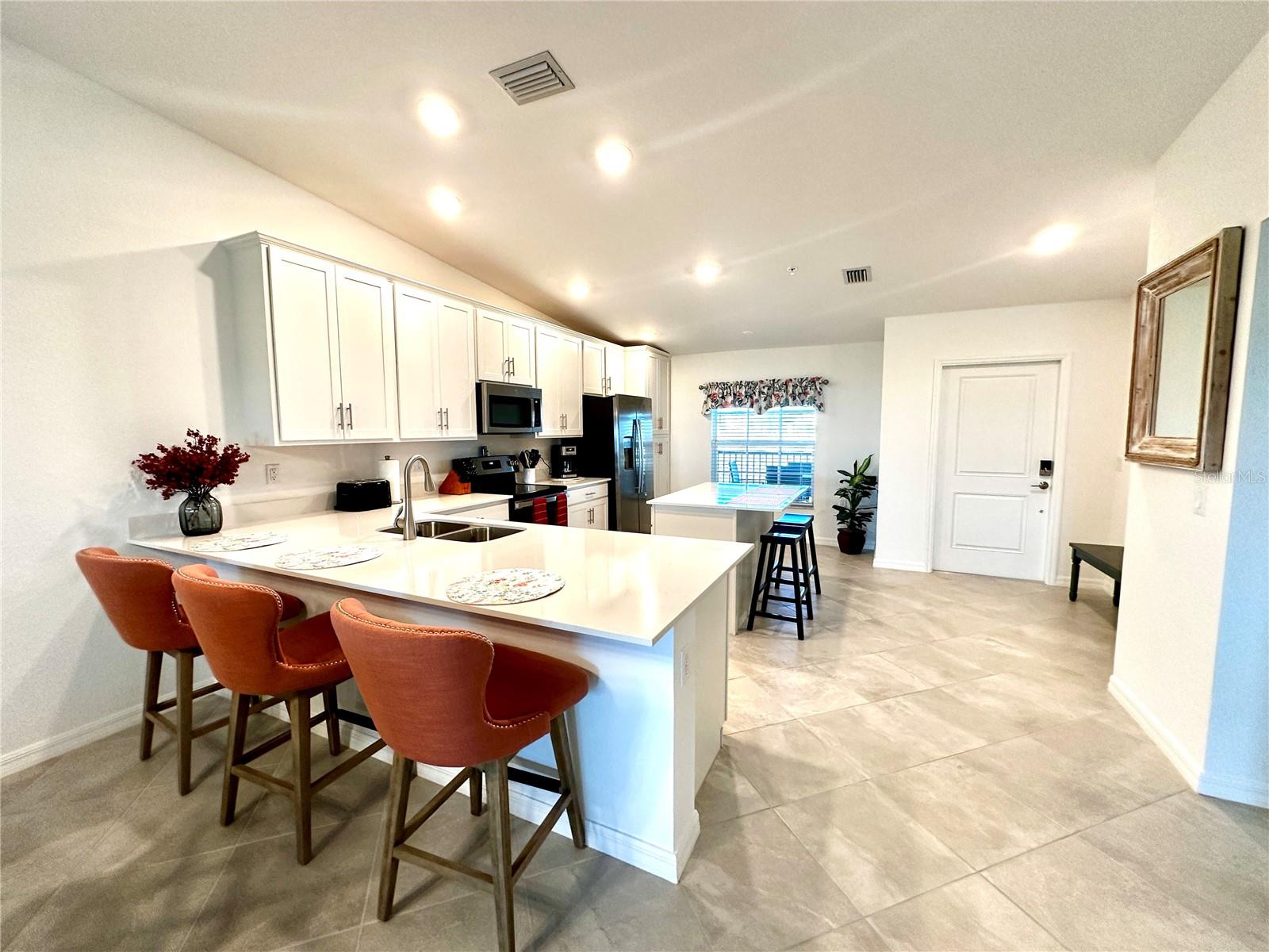 Image 6 of 54 For 14224 Heirtage Landing Boulevard 921