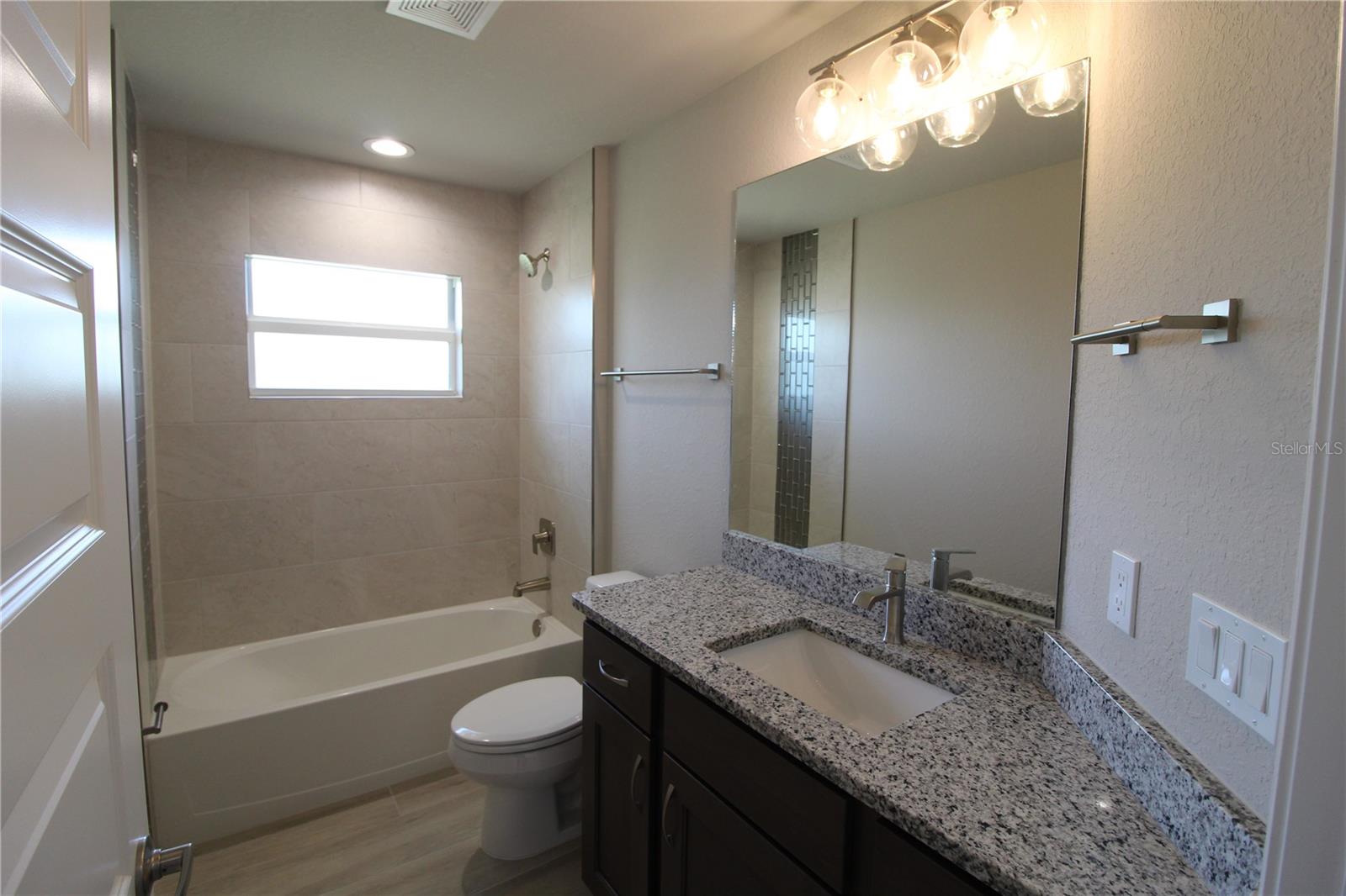 Listing photo id 8 for 8124 Welsford Road