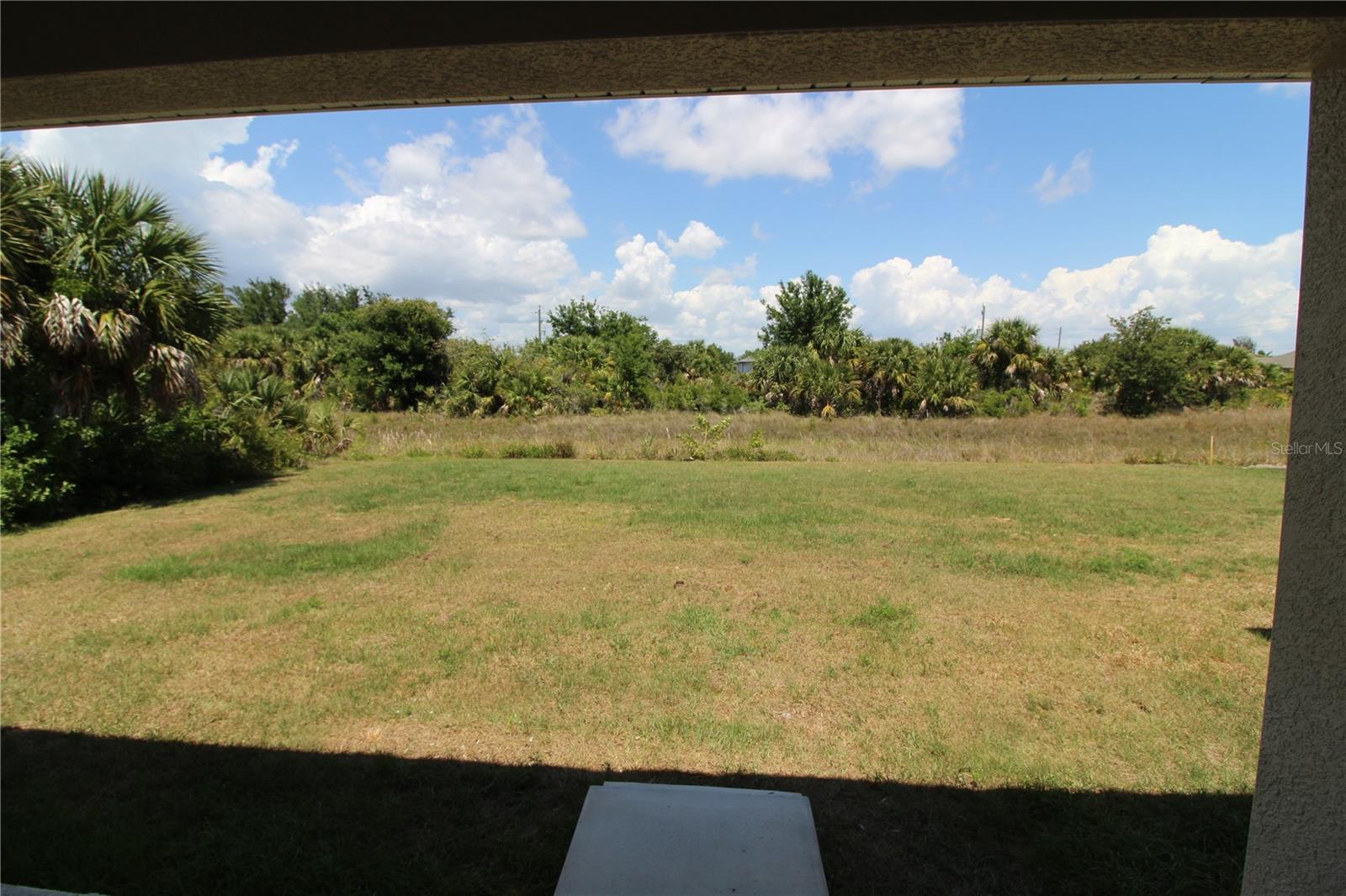 Listing photo id 9 for 8124 Welsford Road