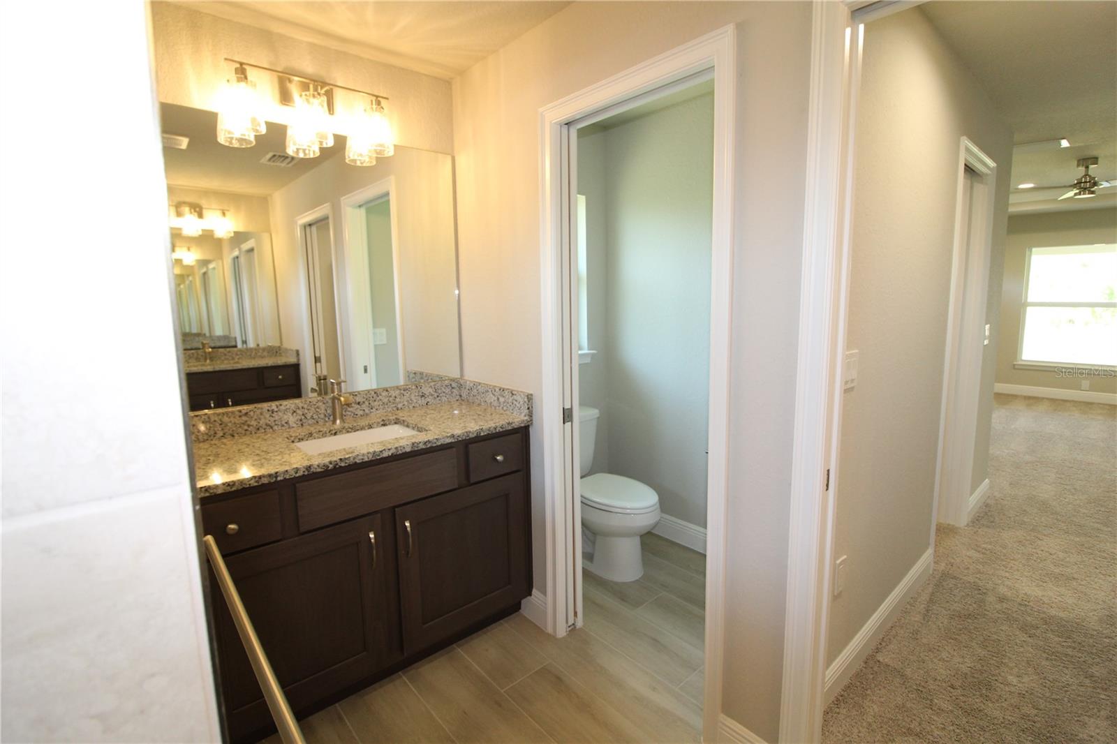 Listing photo id 4 for 8124 Welsford Road