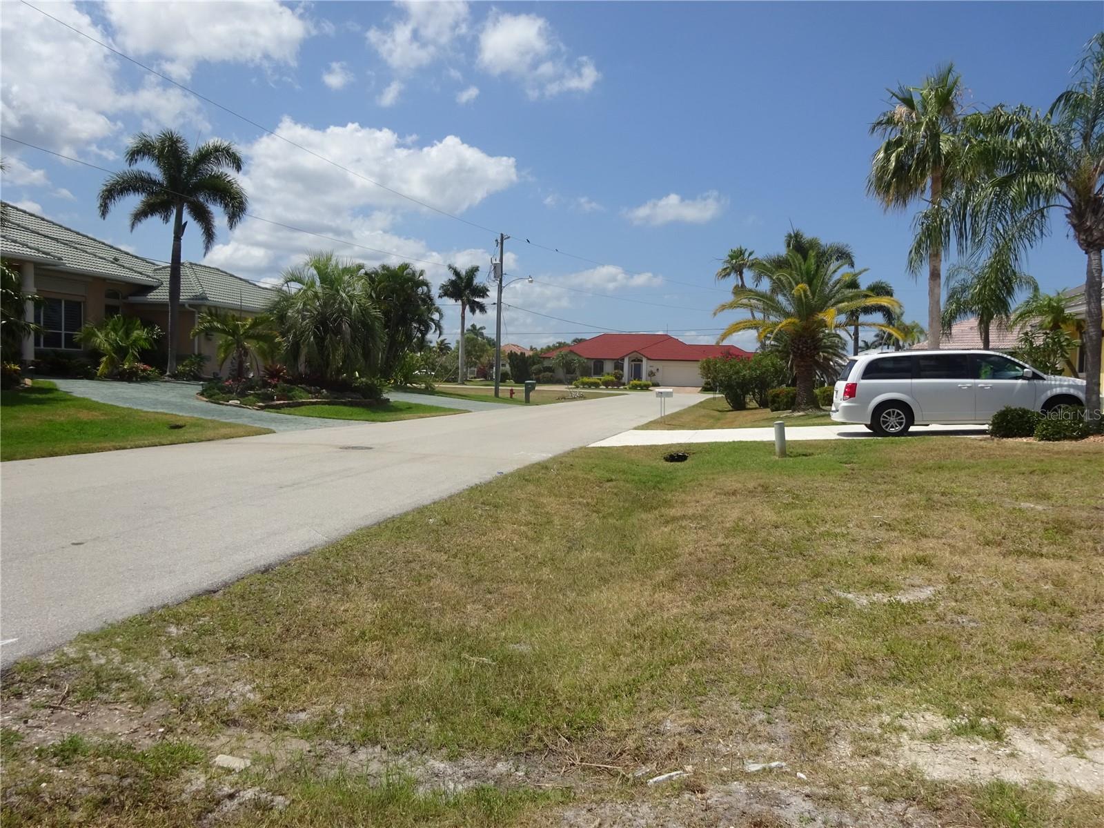 Image 8 of 10 For 3611 Bonaire Court