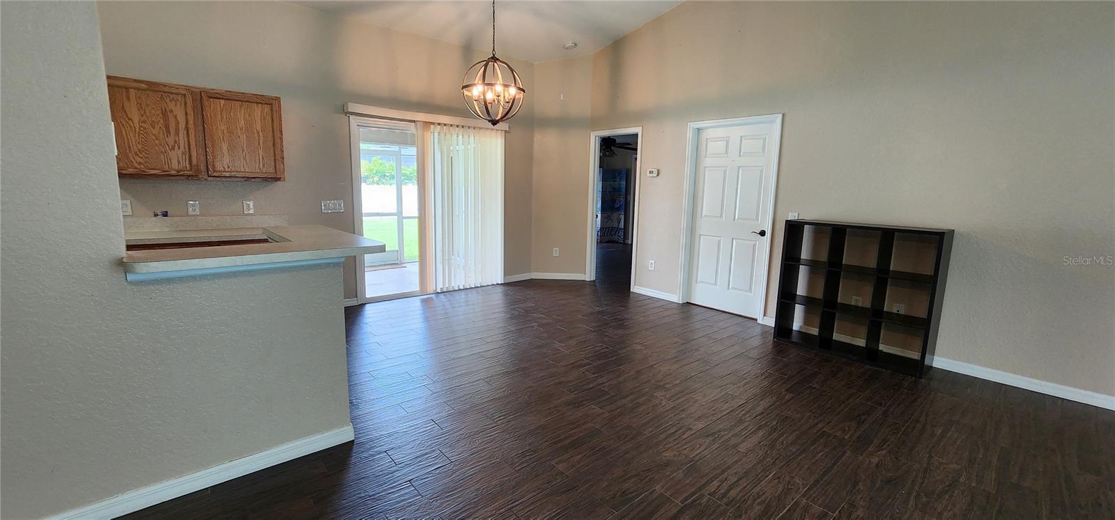 Image 8 of 30 For 4530 Irdell Terrace