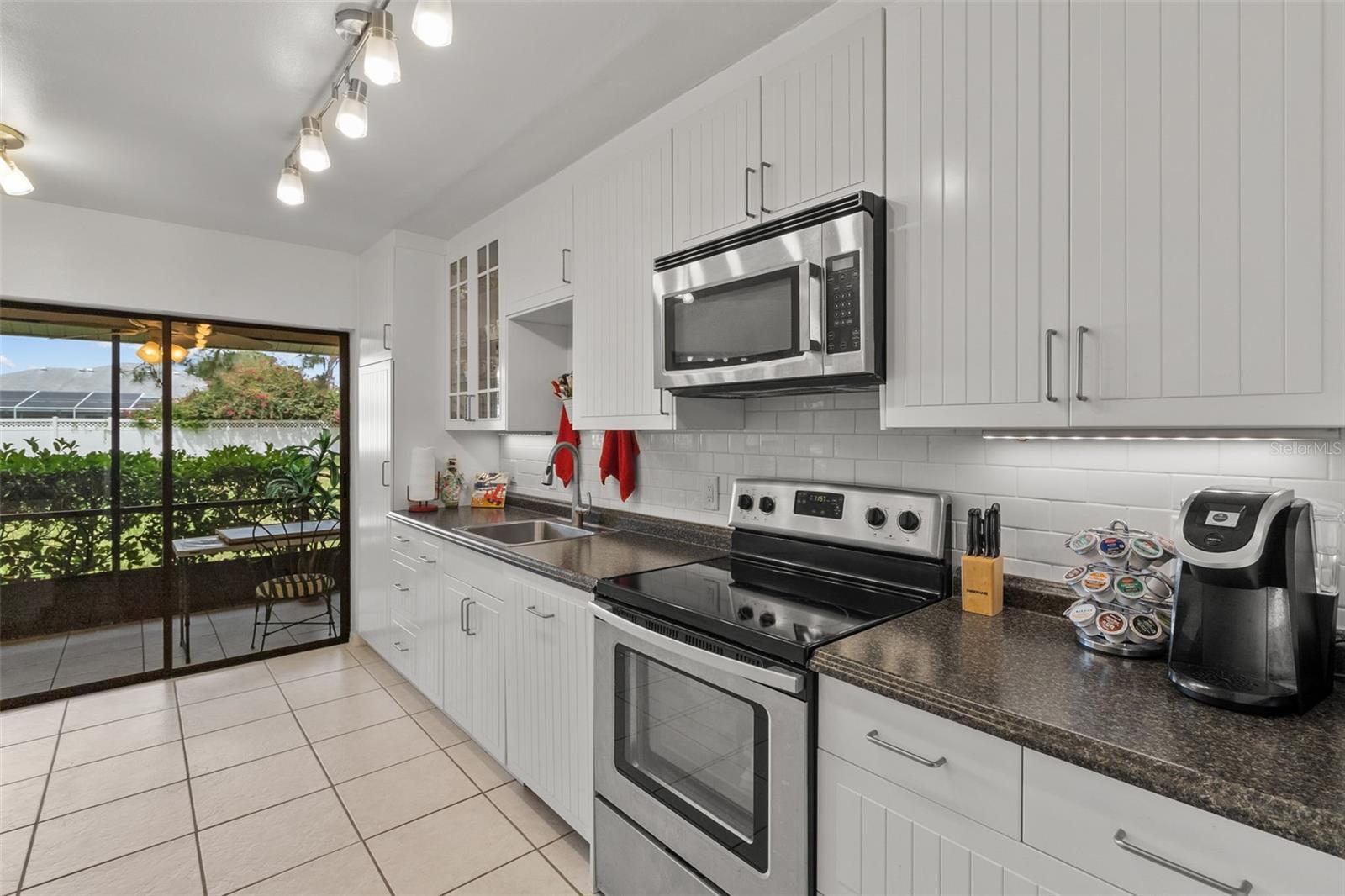 Image 15 of 41 For 235 Southampton Lane 276