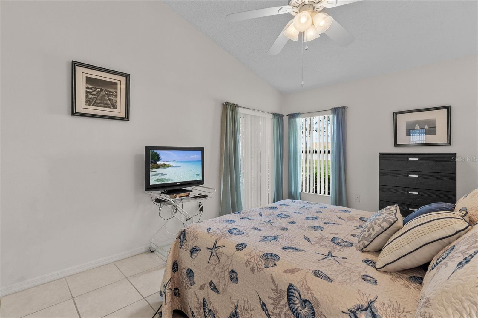Image 18 of 41 For 235 Southampton Lane 276