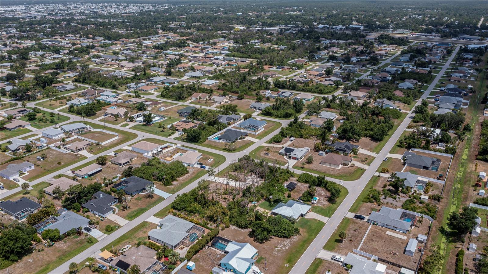 Image 8 of 27 For 7160,7170 Bargello Street