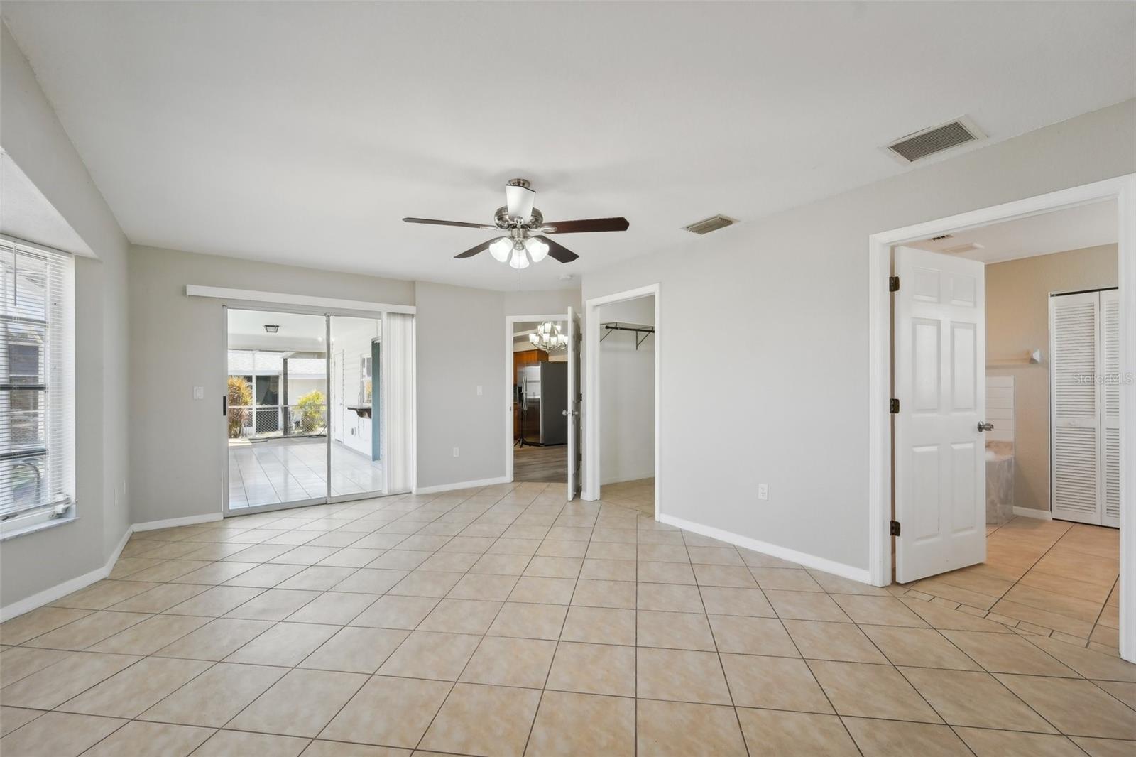 Image 23 of 41 For 19016 Midway Boulevard