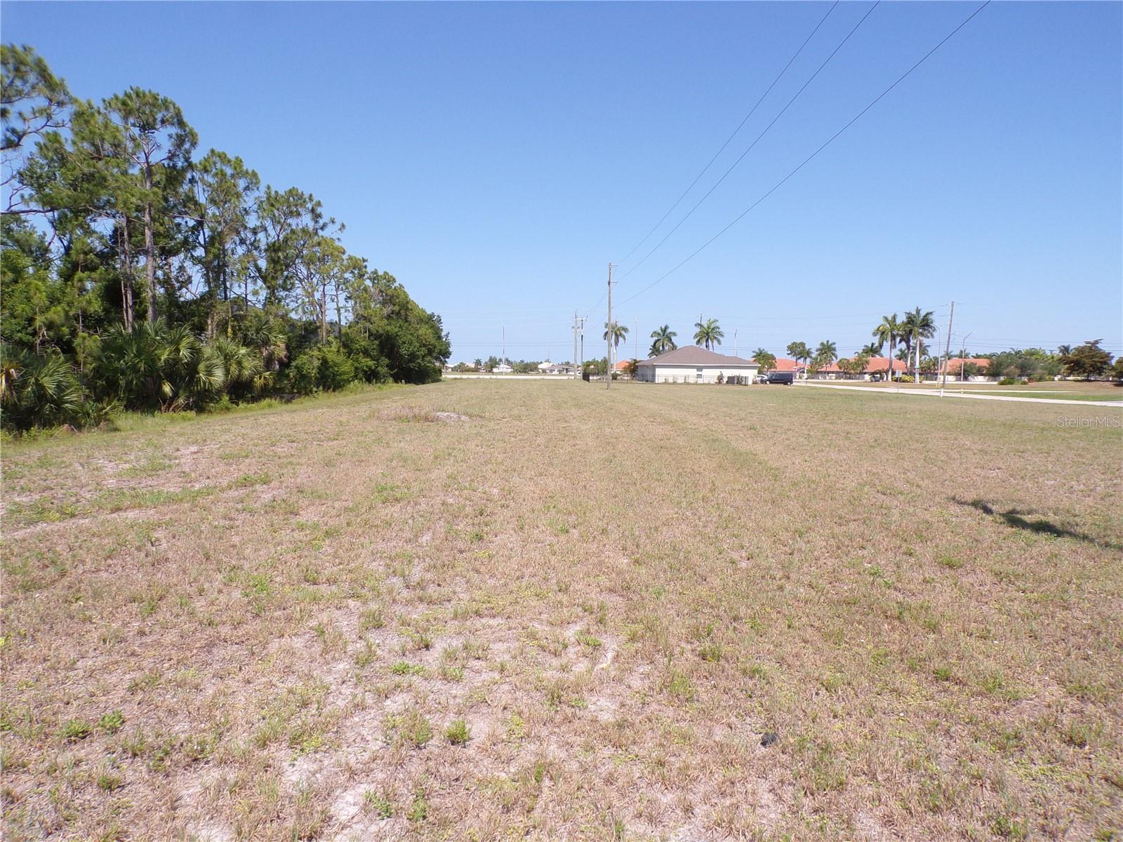 Image 15 of 18 For 25051 Doredo Drive