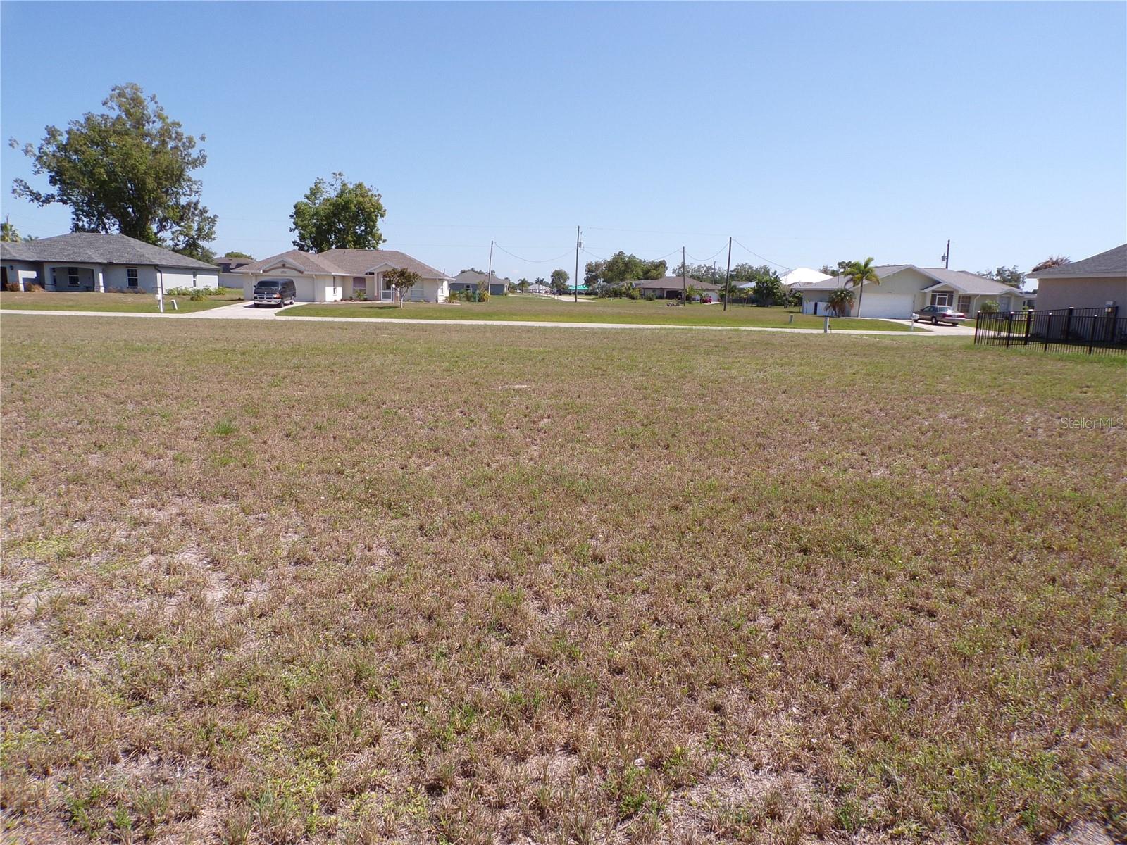 Image 16 of 18 For 25051 Doredo Drive