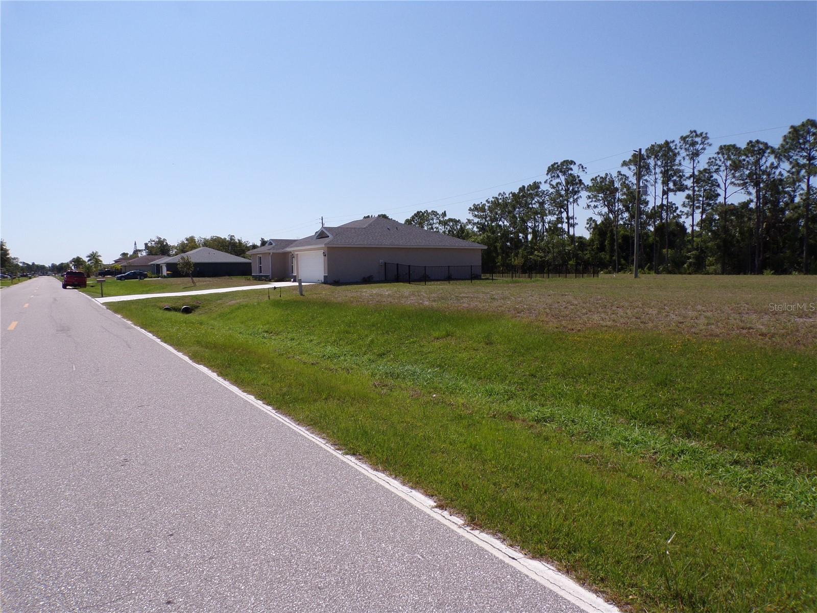 Image 3 of 18 For 25051 Doredo Drive