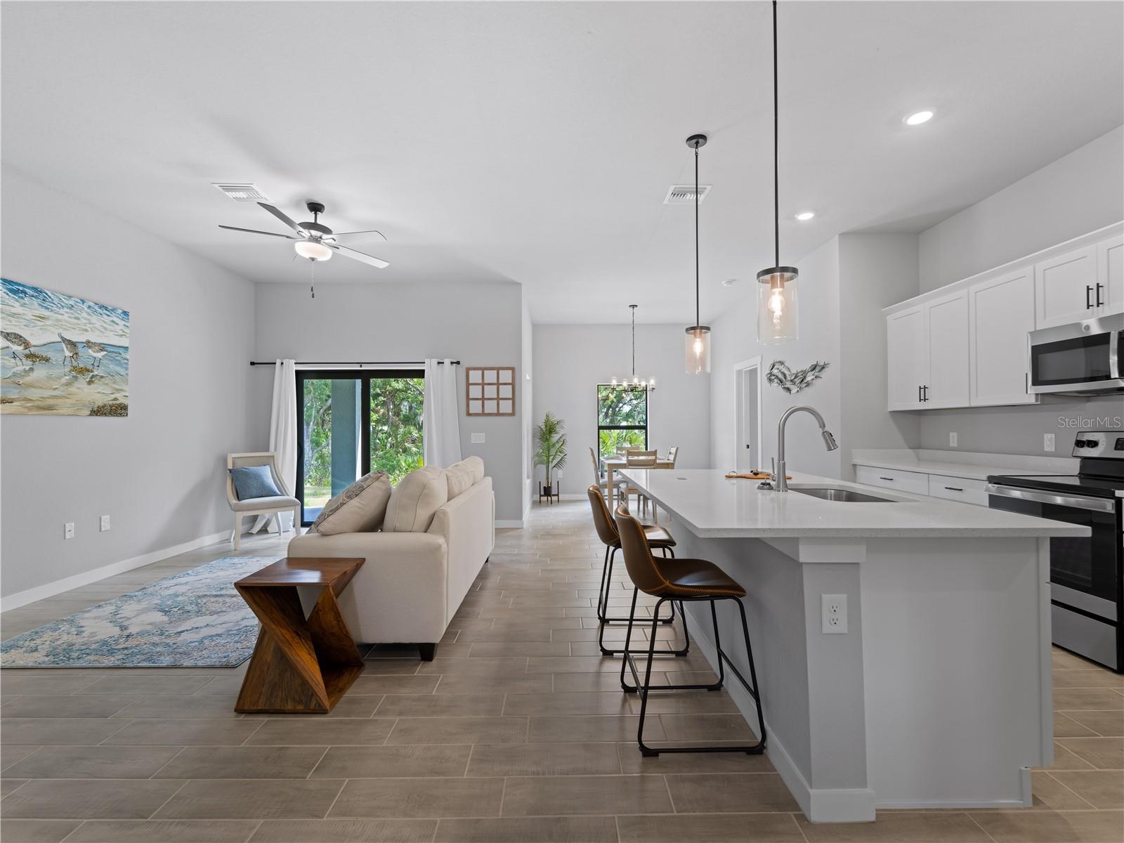 Image 3 of 48 For 2049 Delta Street