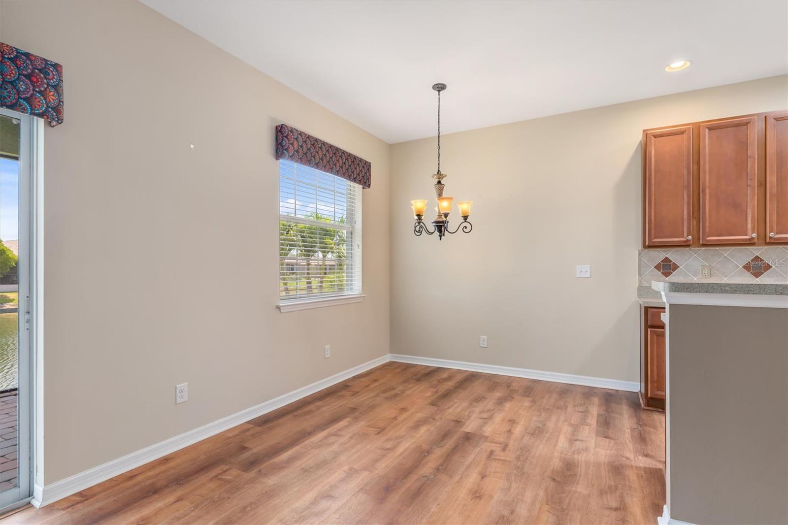 Image 11 of 57 For 24611 Rio Villa Lakes Circle