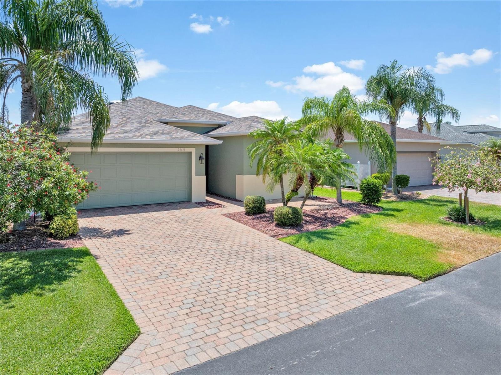 Image 33 of 57 For 24611 Rio Villa Lakes Circle