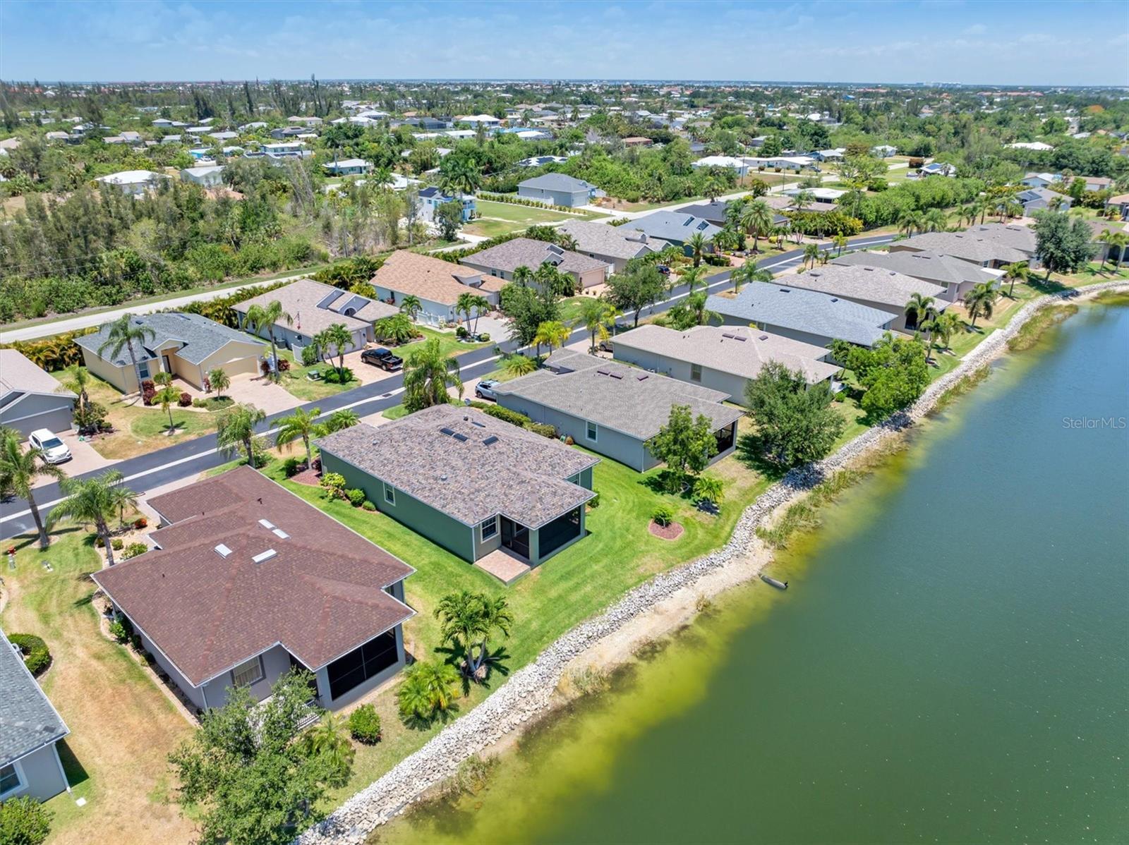 Image 41 of 57 For 24611 Rio Villa Lakes Circle