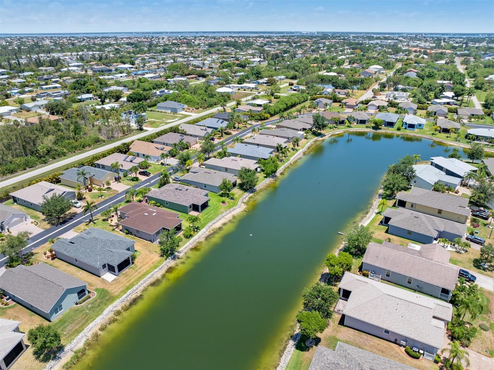 Image 43 of 57 For 24611 Rio Villa Lakes Circle