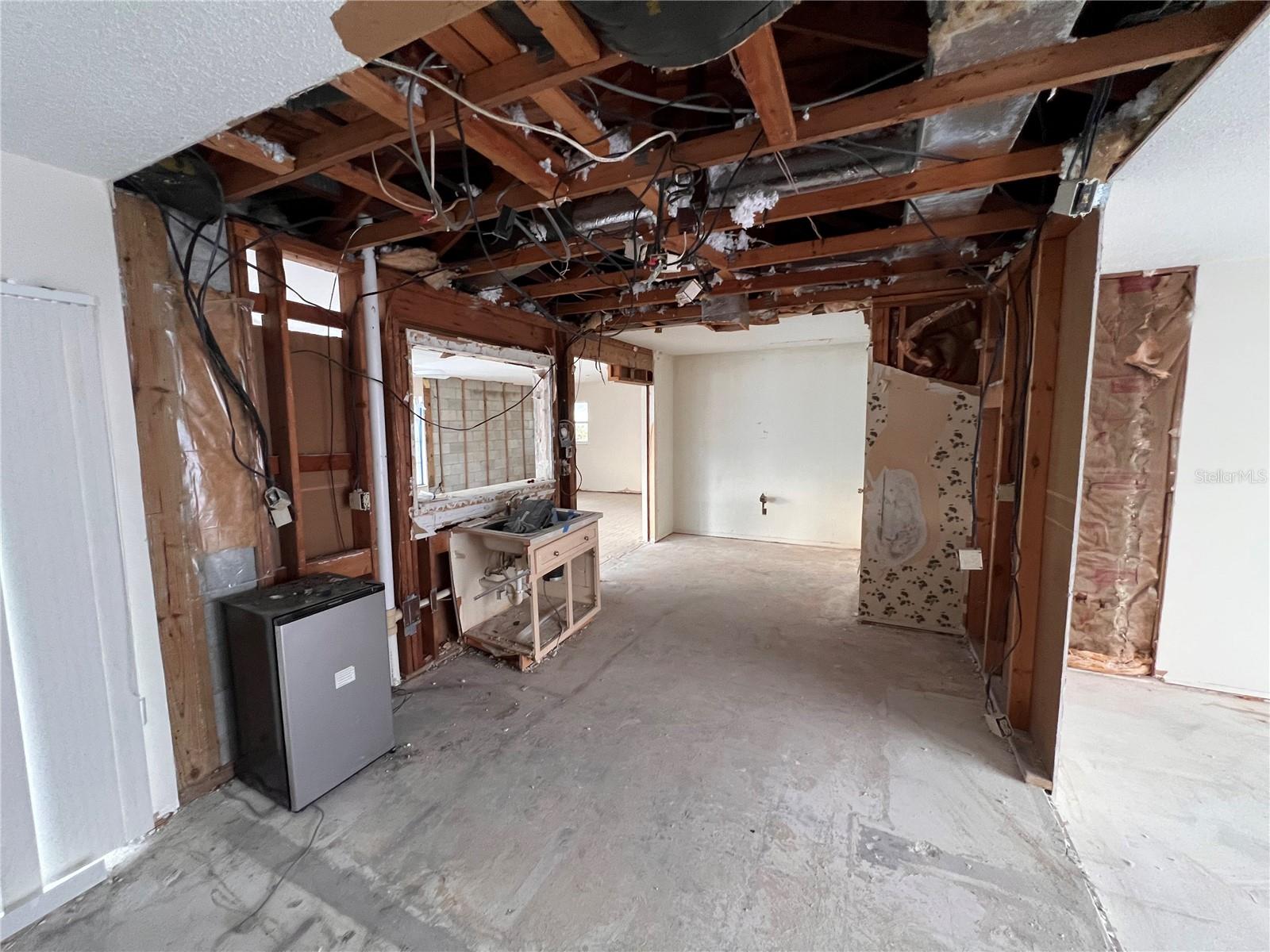 Image 5 of 9 For 4419 Crews Court