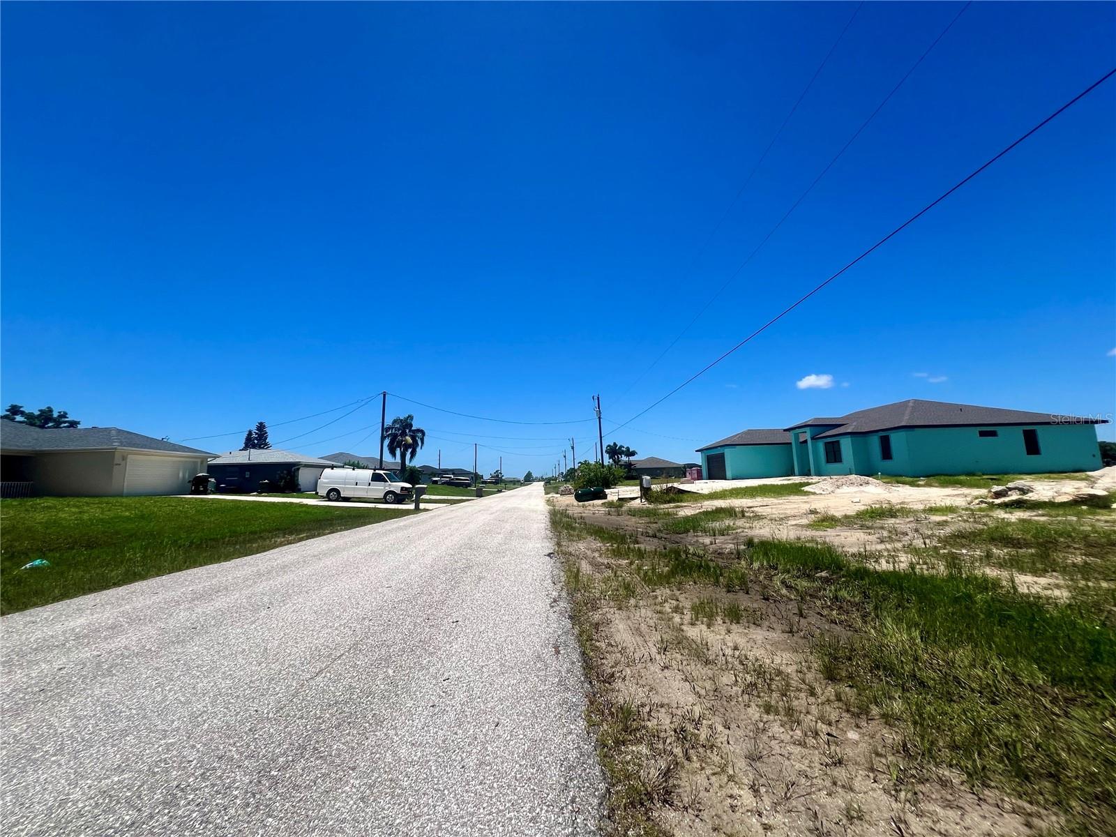 Image 4 of 6 For 2229 9th Terrace