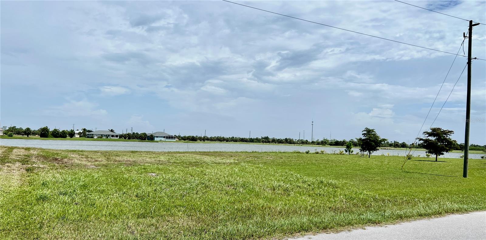 Image 2 of 6 For 45 Blue Hen Drive