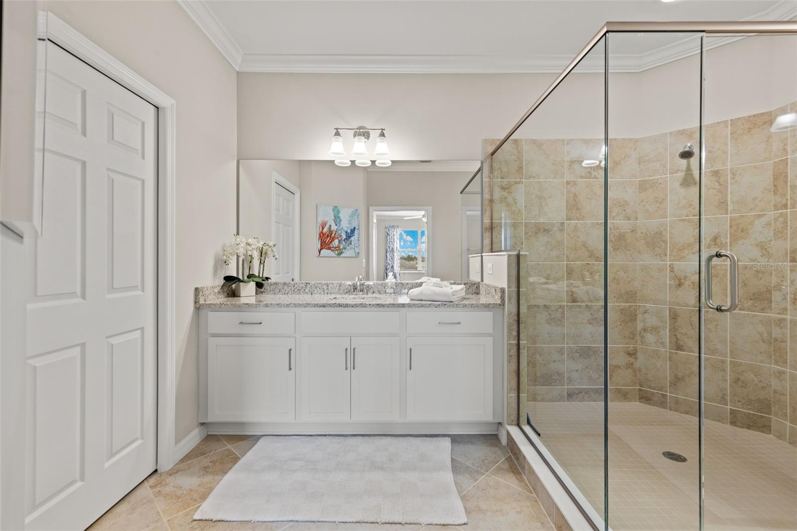 Image 16 of 32 For 15999 Grassland Lane 3221