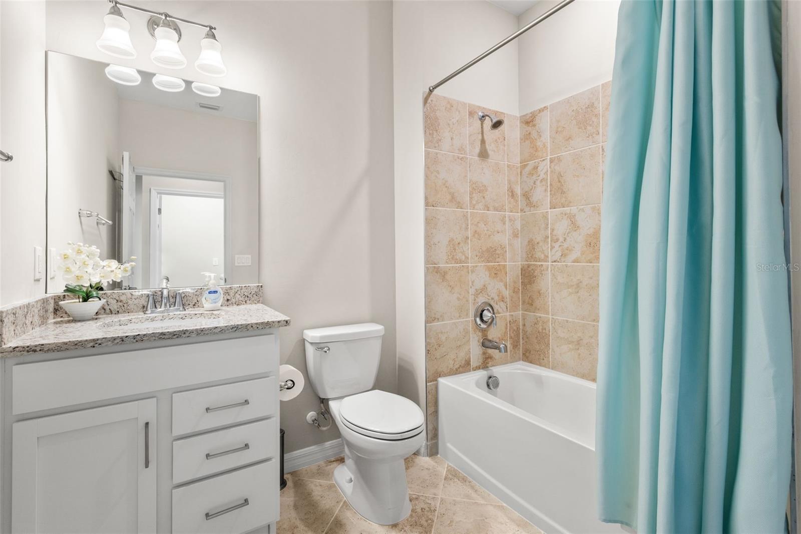 Image 21 of 32 For 15999 Grassland Lane 3221