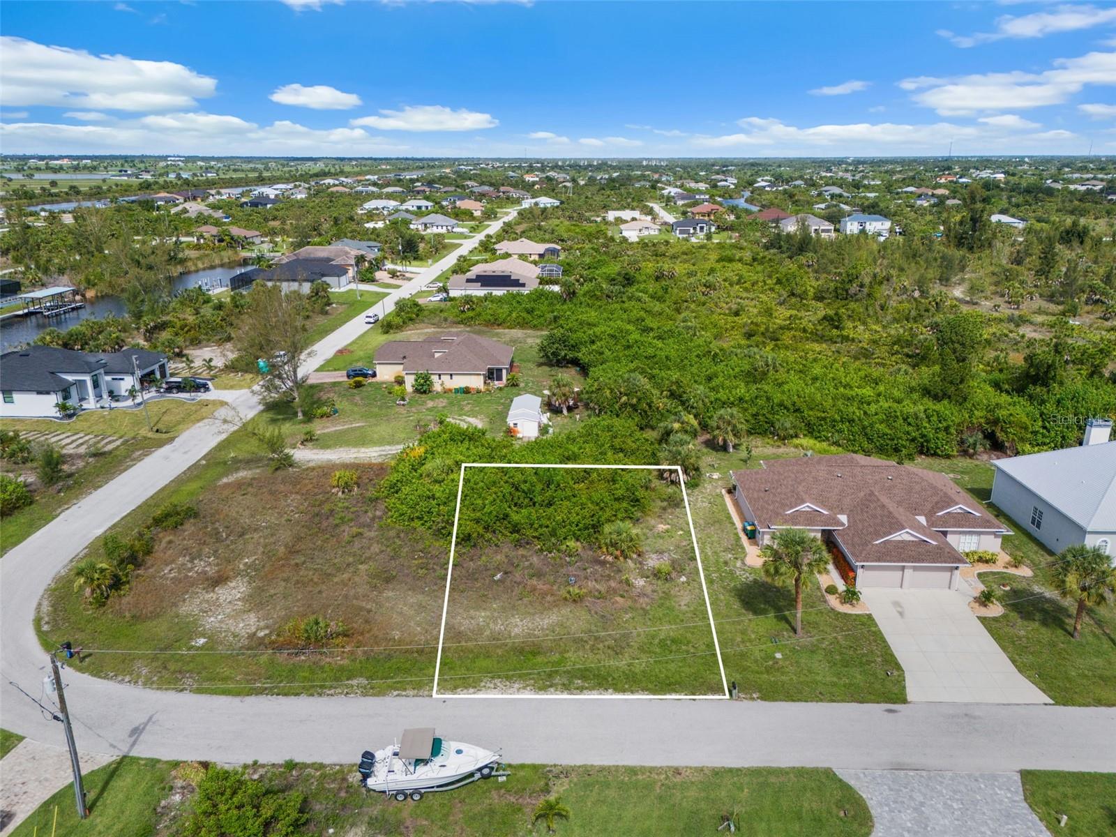 Image 5 of 15 For 10413 Atenia Street