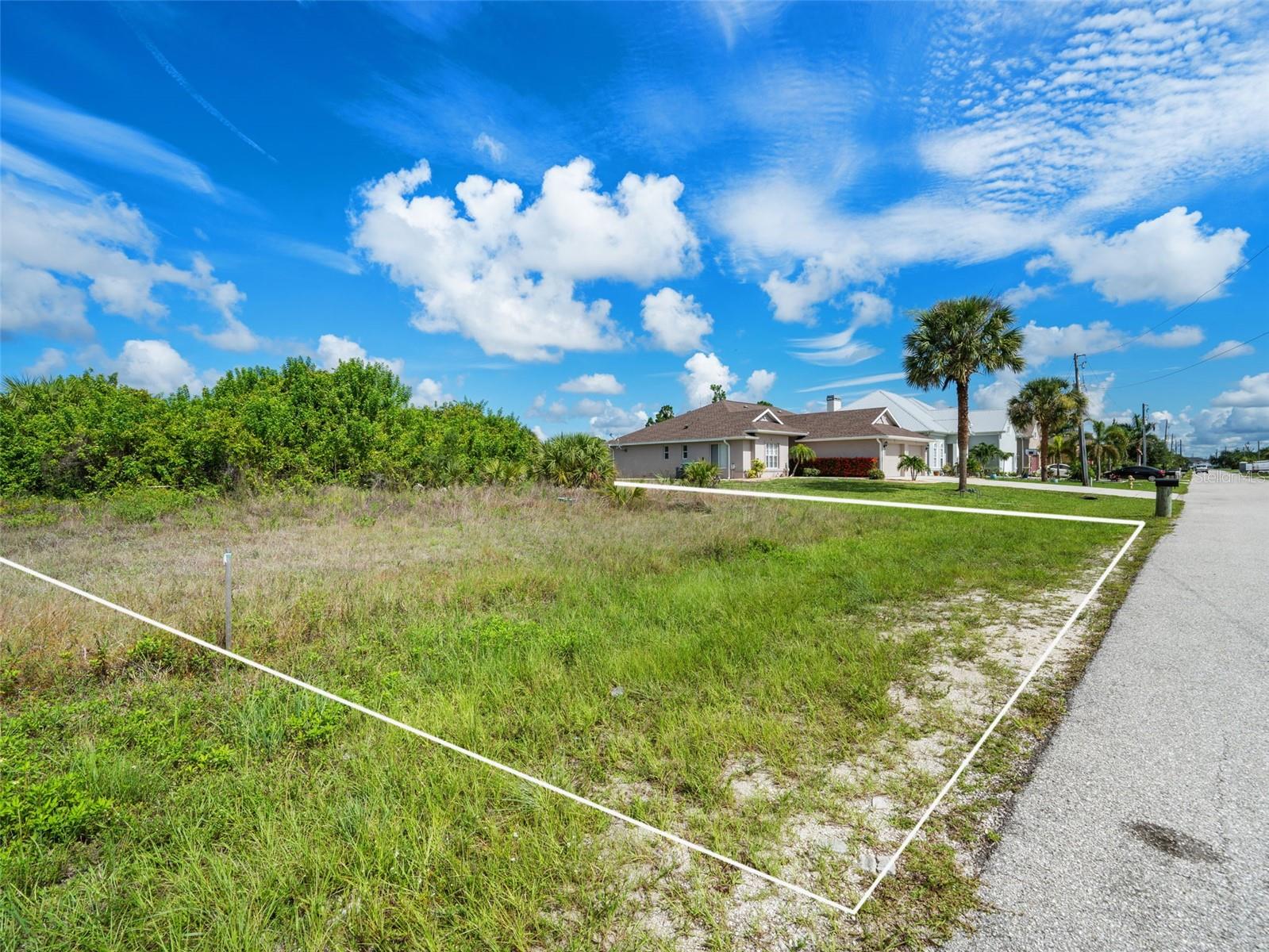 Image 8 of 15 For 10413 Atenia Street