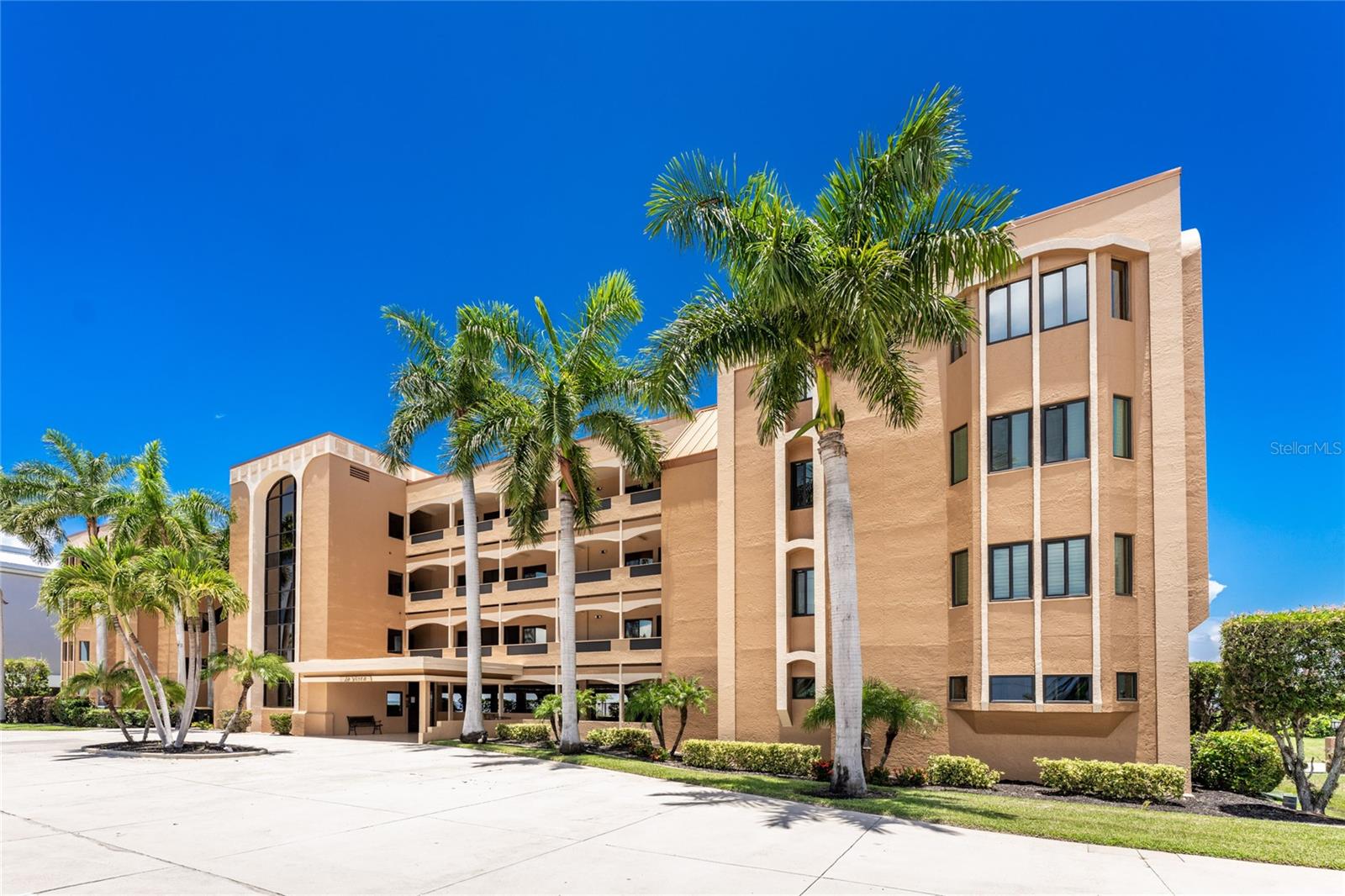 Details for 1601 Park Beach Circle 121-7, PUNTA GORDA, FL 33950