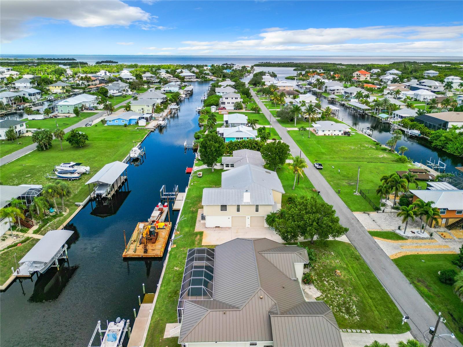 Listing photo id 81 for 24313 Pirate Harbor Boulevard