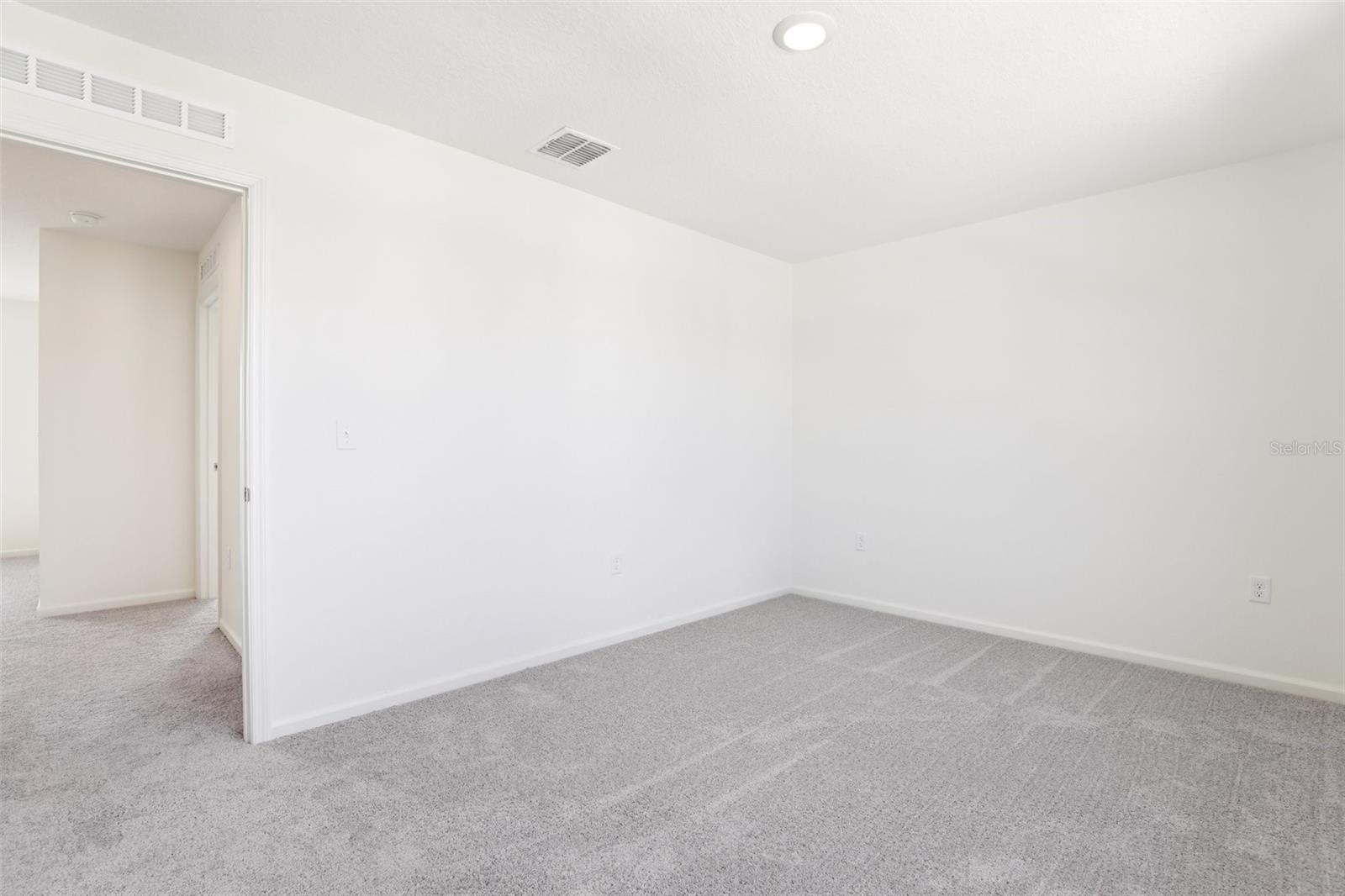 Image 18 of 41 For 1813 Grassmere Street