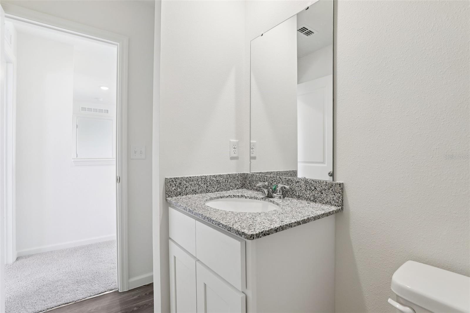 Image 21 of 41 For 1813 Grassmere Street