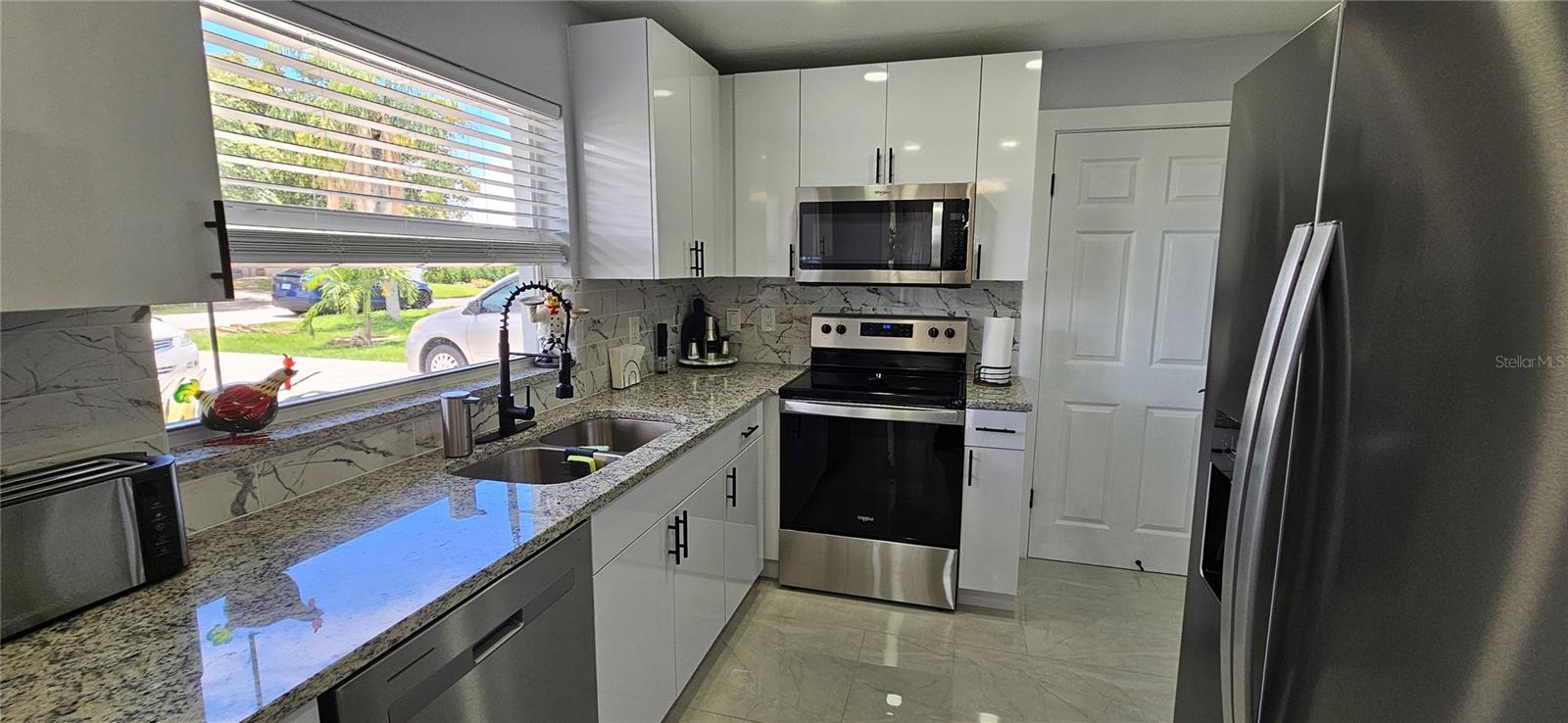 Image 17 of 47 For 251 46th Street