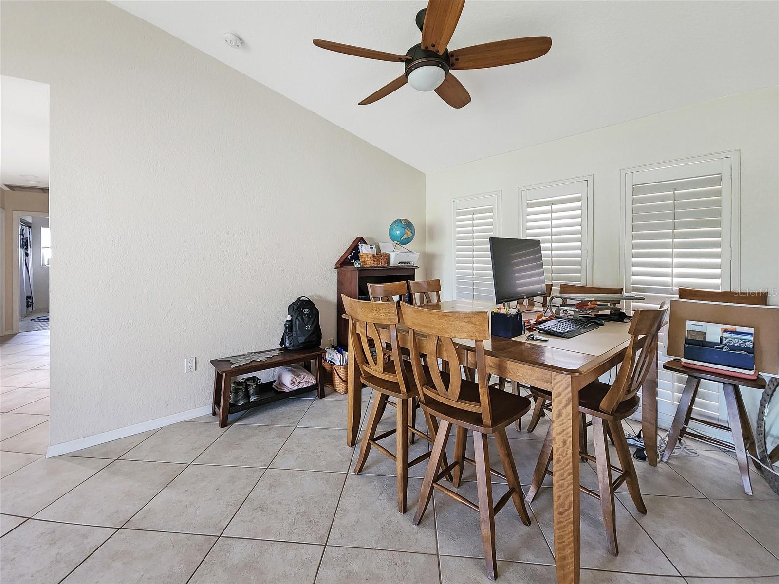 Image 11 of 29 For 695 Coronado Drive