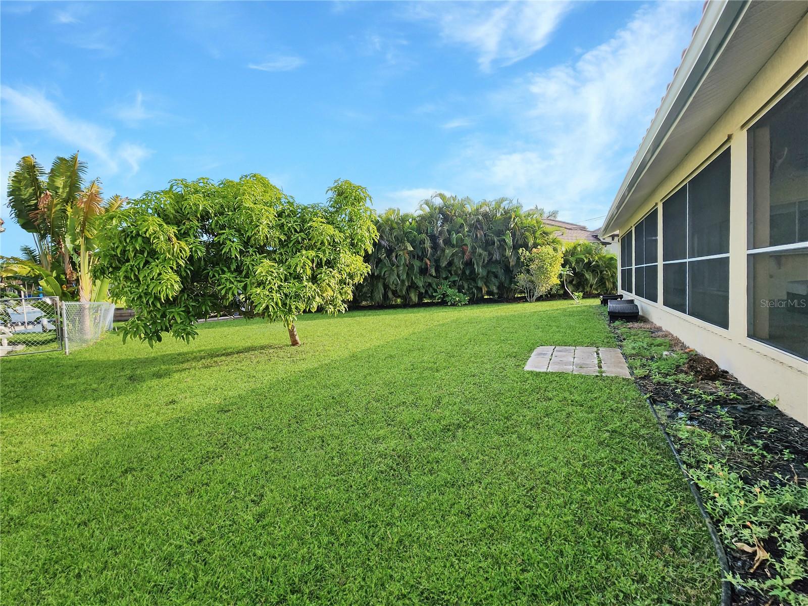 Image 4 of 29 For 695 Coronado Drive