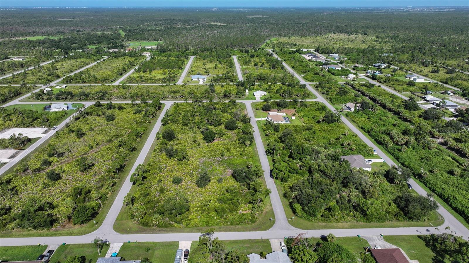 Image 11 of 46 For 12189 Grace Avenue