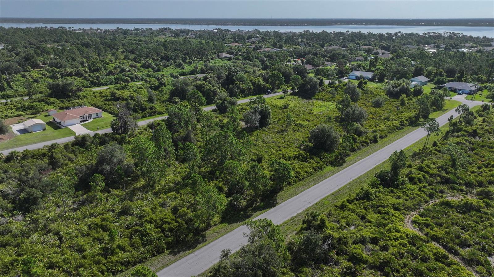 Image 20 of 46 For 12189 Grace Avenue