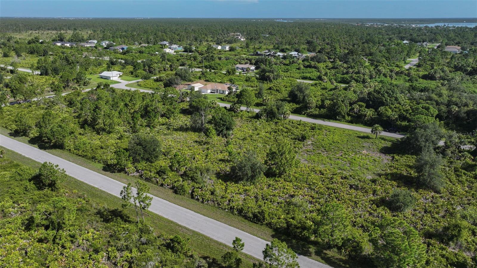 Image 22 of 46 For 12189 Grace Avenue