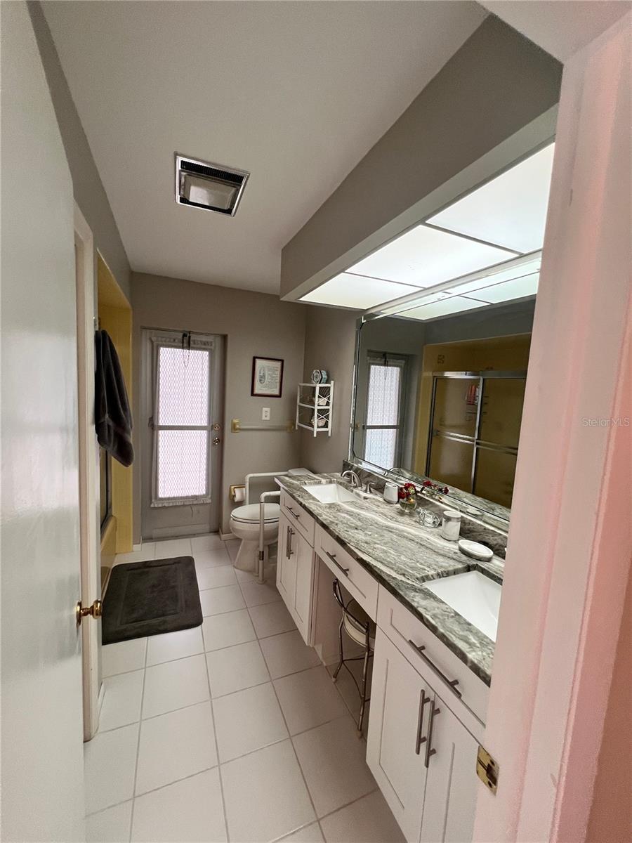Image 18 of 33 For 1530 San Marino Court