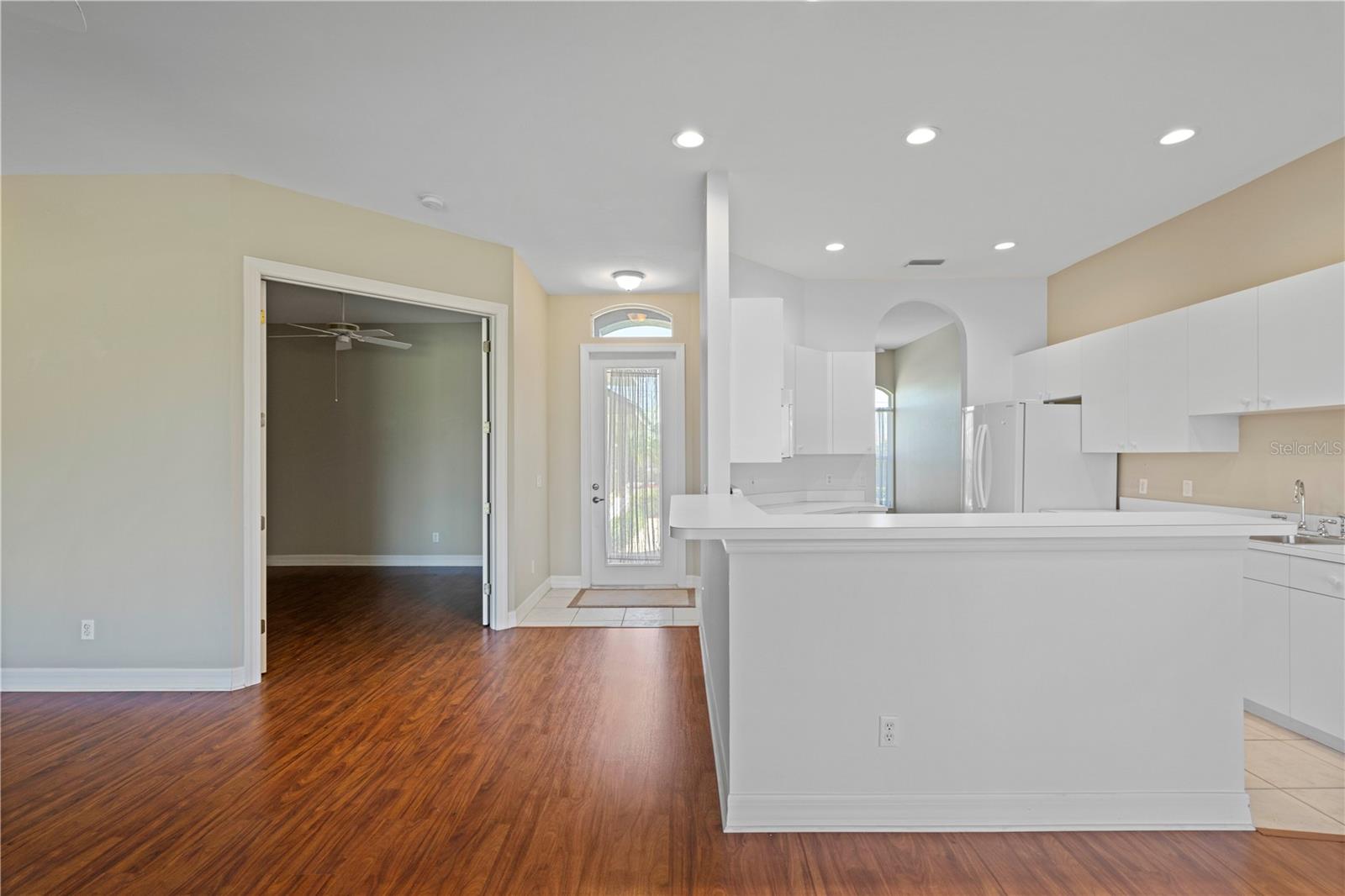 Image 15 of 59 For 1519 Atares Drive 112