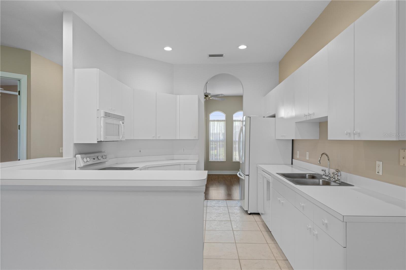 Image 23 of 59 For 1519 Atares Drive 112