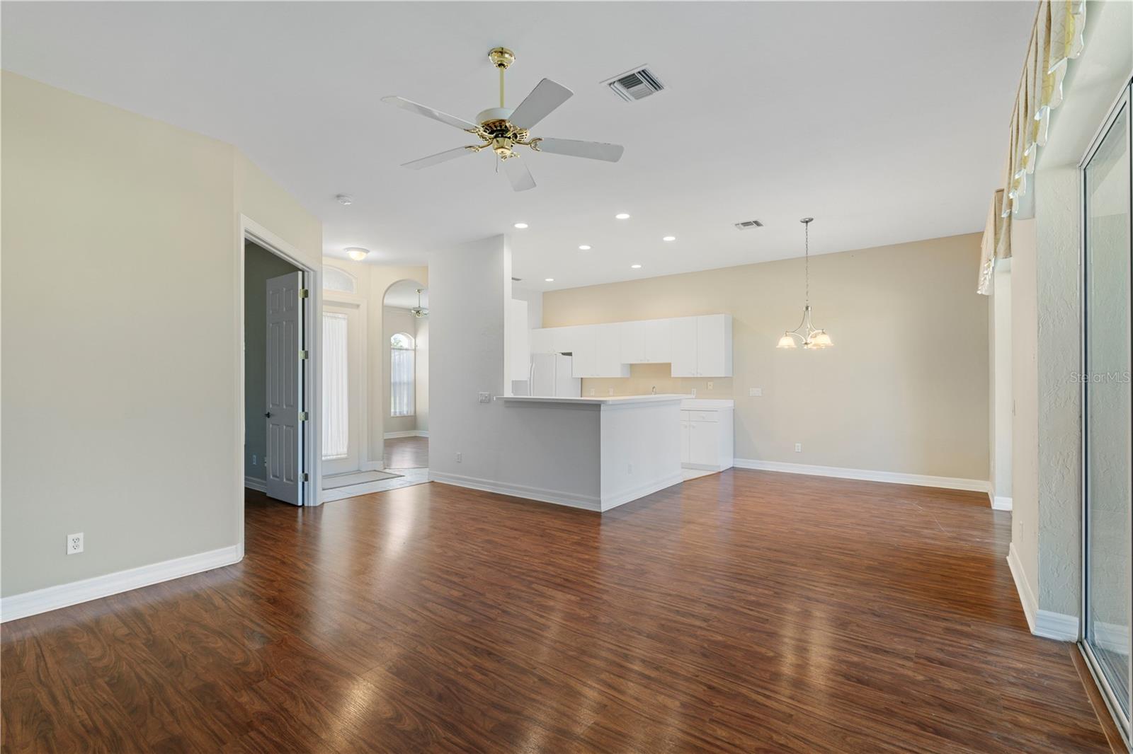Image 3 of 59 For 1519 Atares Drive 112