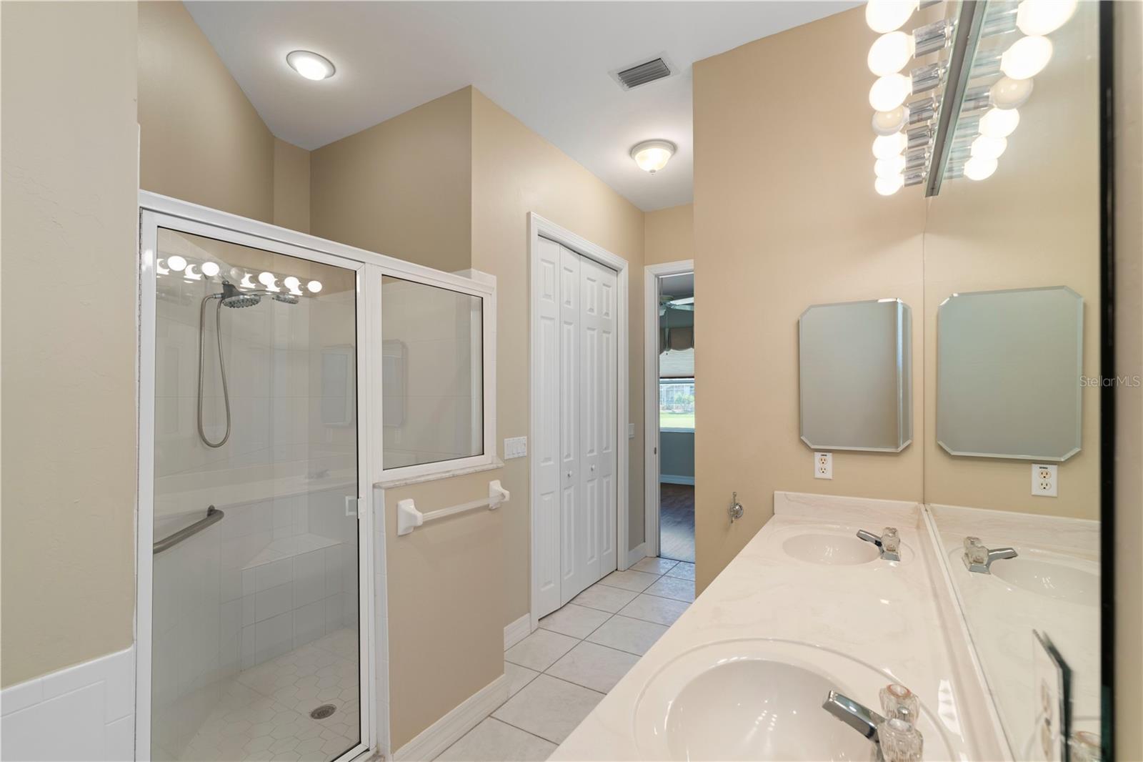 Image 39 of 59 For 1519 Atares Drive 112