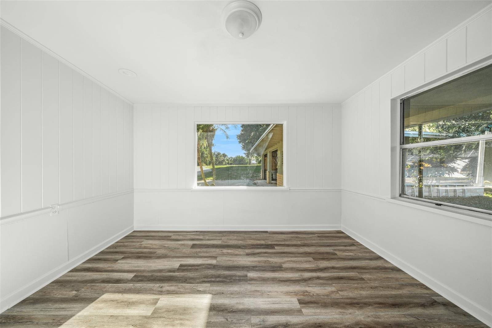Image 10 of 30 For 1103 Peninsular Drive