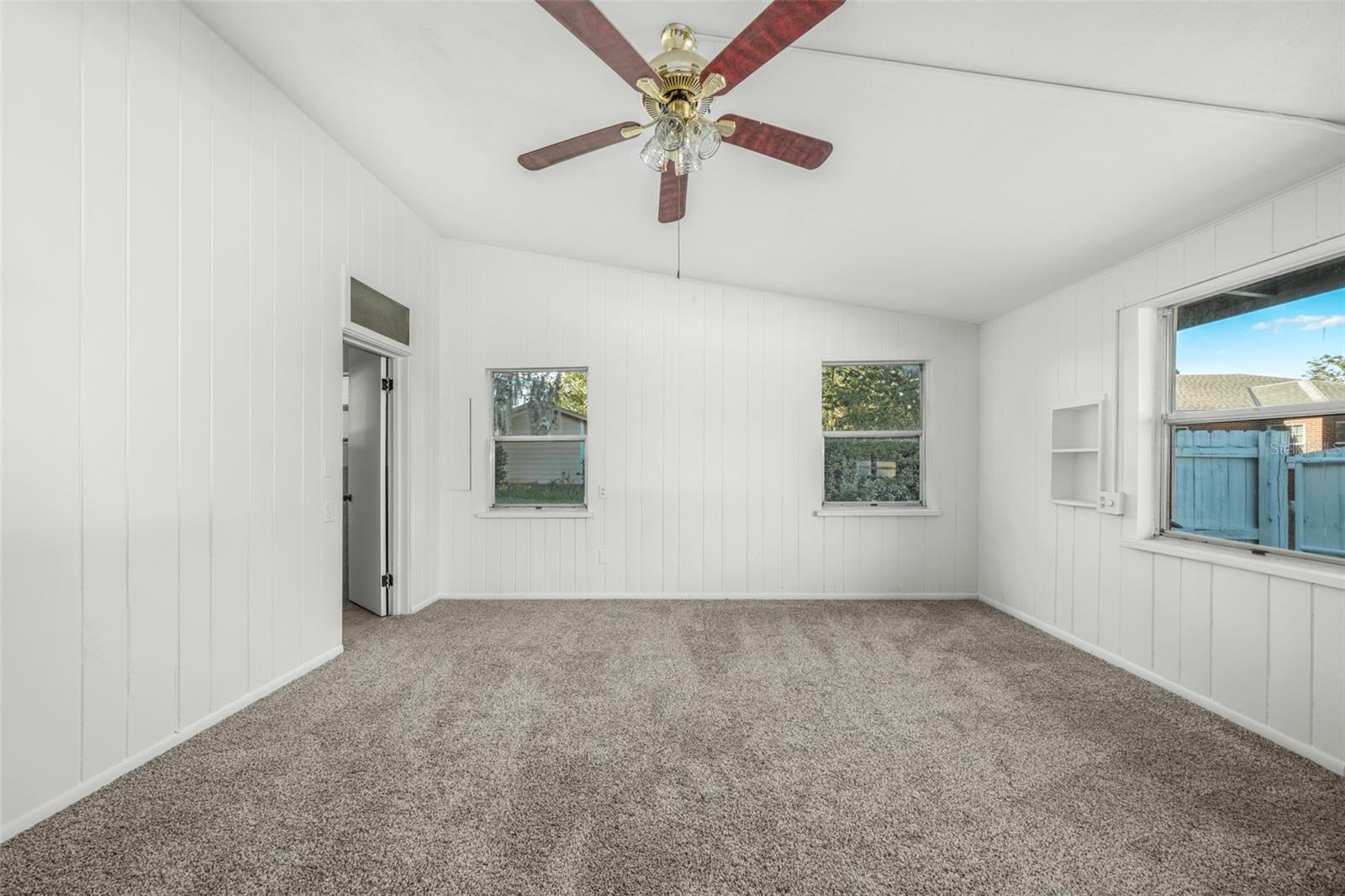 Image 14 of 30 For 1103 Peninsular Drive